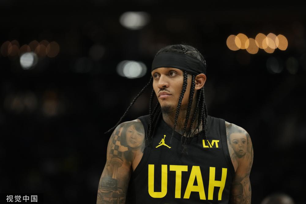 更在攻防两 更在攻防两