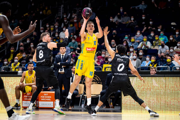 卓越表现 卓越表现