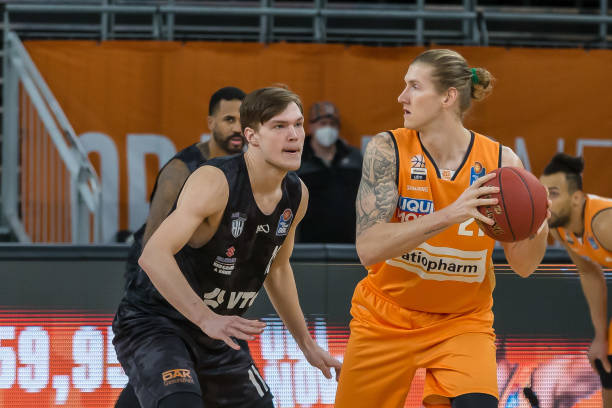 跳水教练的 跳水教练的