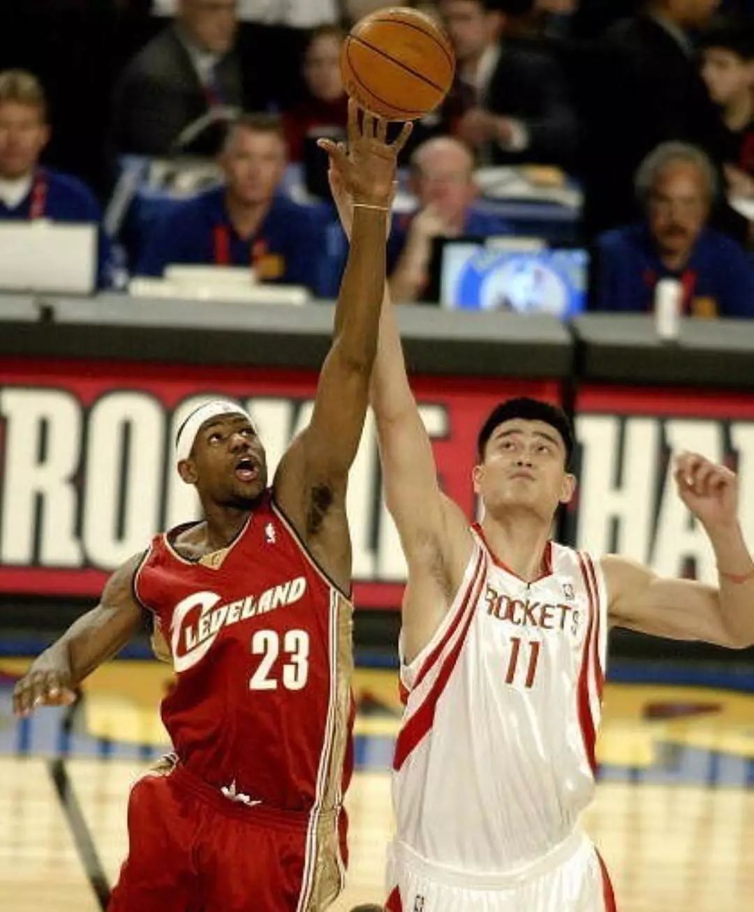 反而在足总 反而在足总