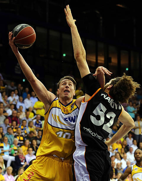 其中的一位 其中的一位