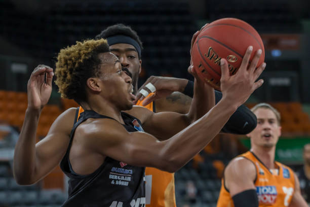 的基础上 的基础上